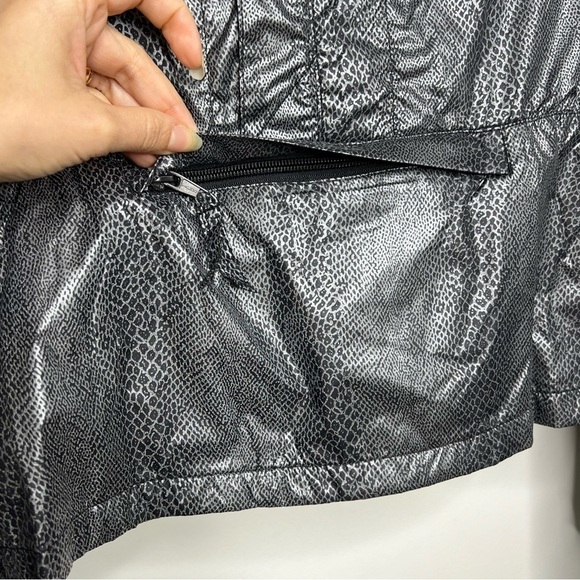 Free People Diamond Back mettalic Hooded Cropped Jacket - Picture 8 of 12